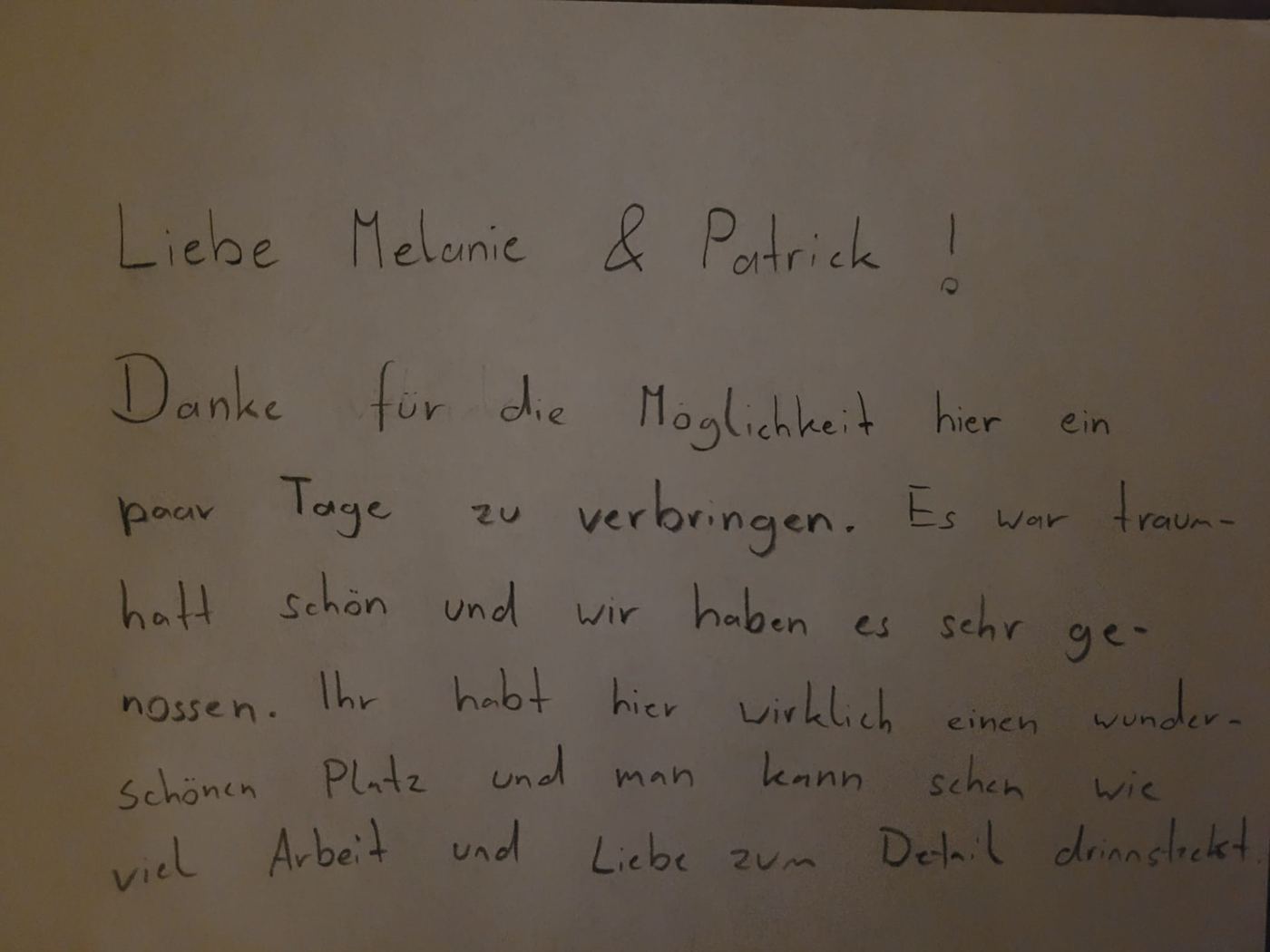 Handschriftlicher Gästebuch-Eintrag von Gäste im Gästebuch